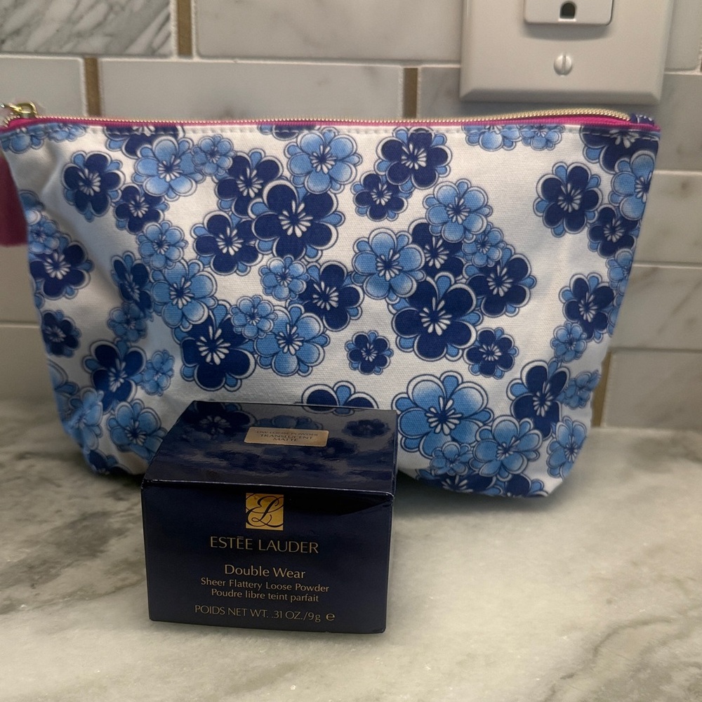 Estee Lauder Double Wear Loose Powder Translucent Matte & Blue Floral Bag